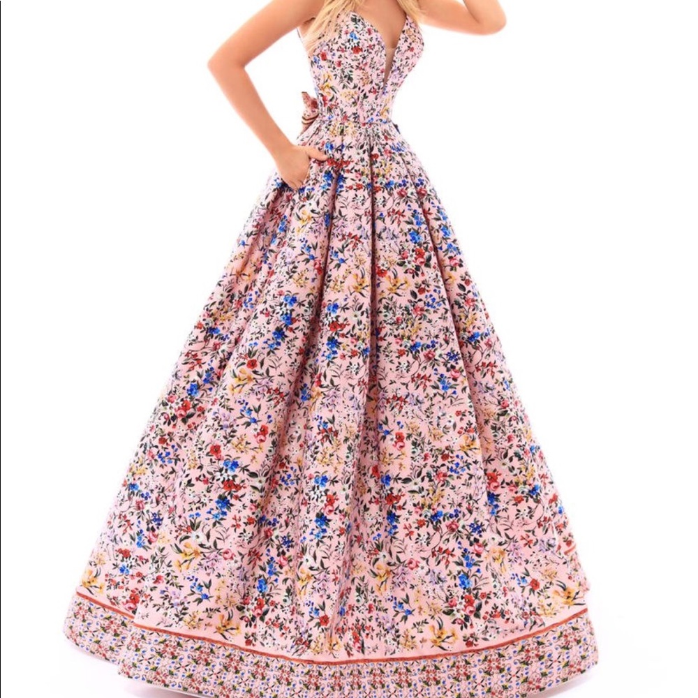 Tarik Ediz Ball Dress, size 6